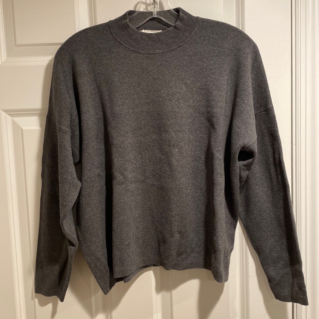 H&M Basic Gray Sweater Crew Neck